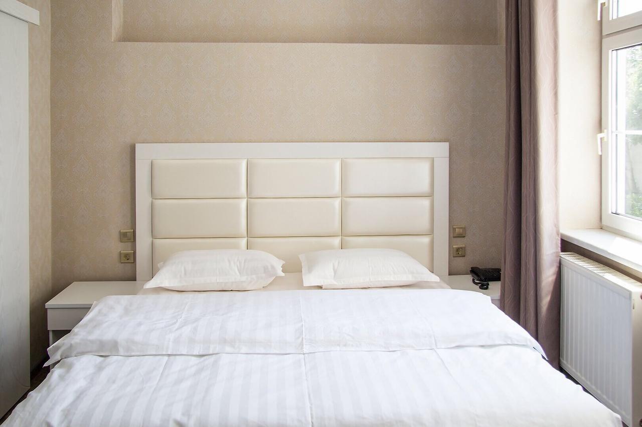Hotel Muse Sankt Polten Bagian luar foto
