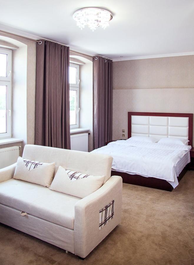 Hotel Muse Sankt Polten Bagian luar foto