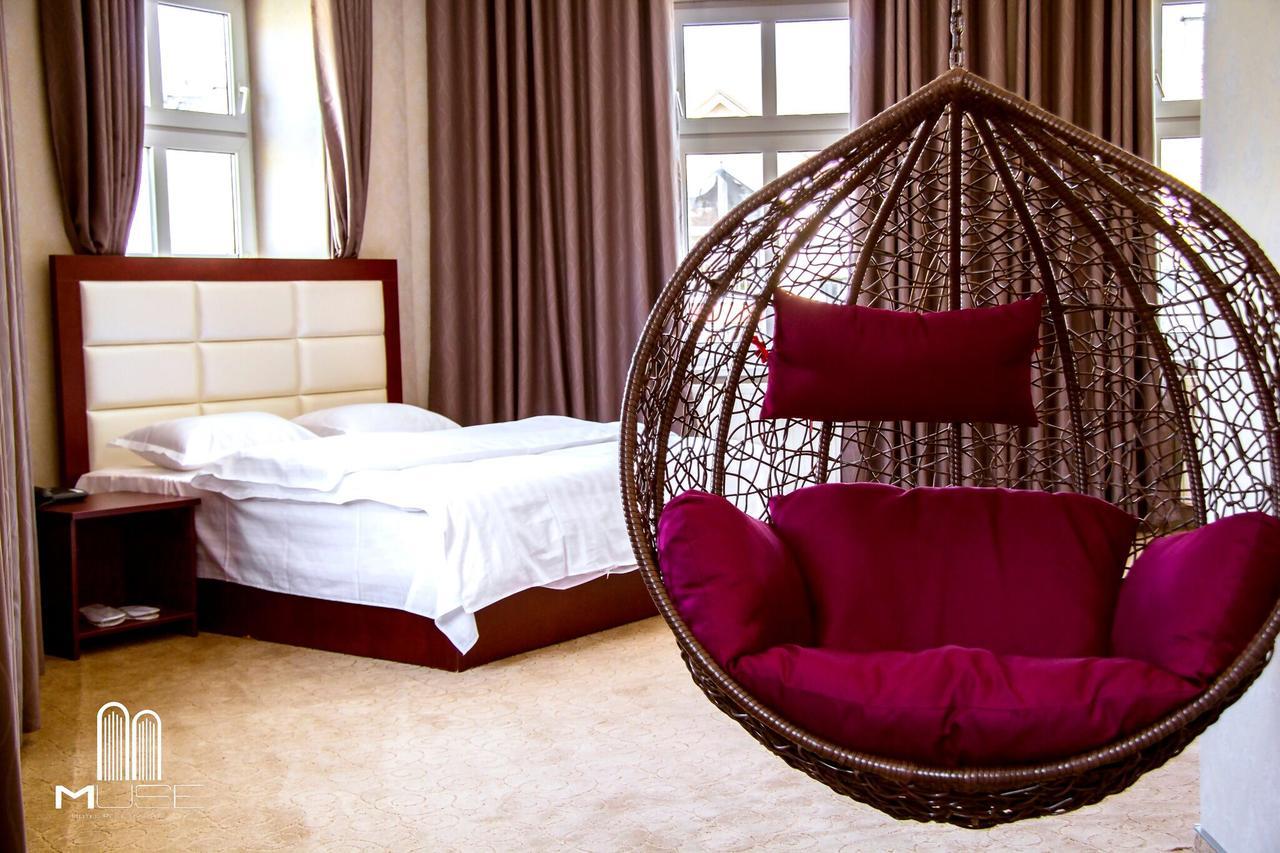 Hotel Muse Sankt Polten Bagian luar foto